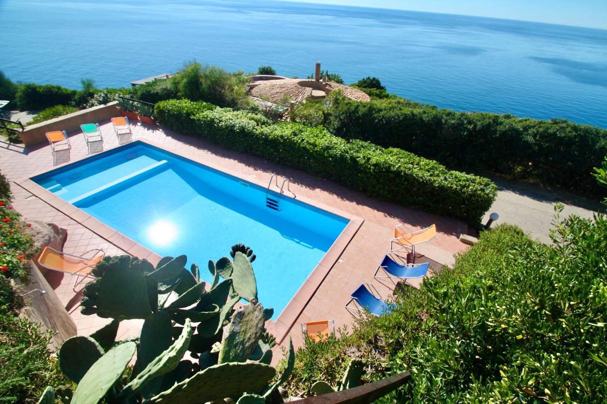 Residence With Swimming-Pool In Costa Paradiso, Apartments 6 Beds With Private Outdoor Area Exterior foto