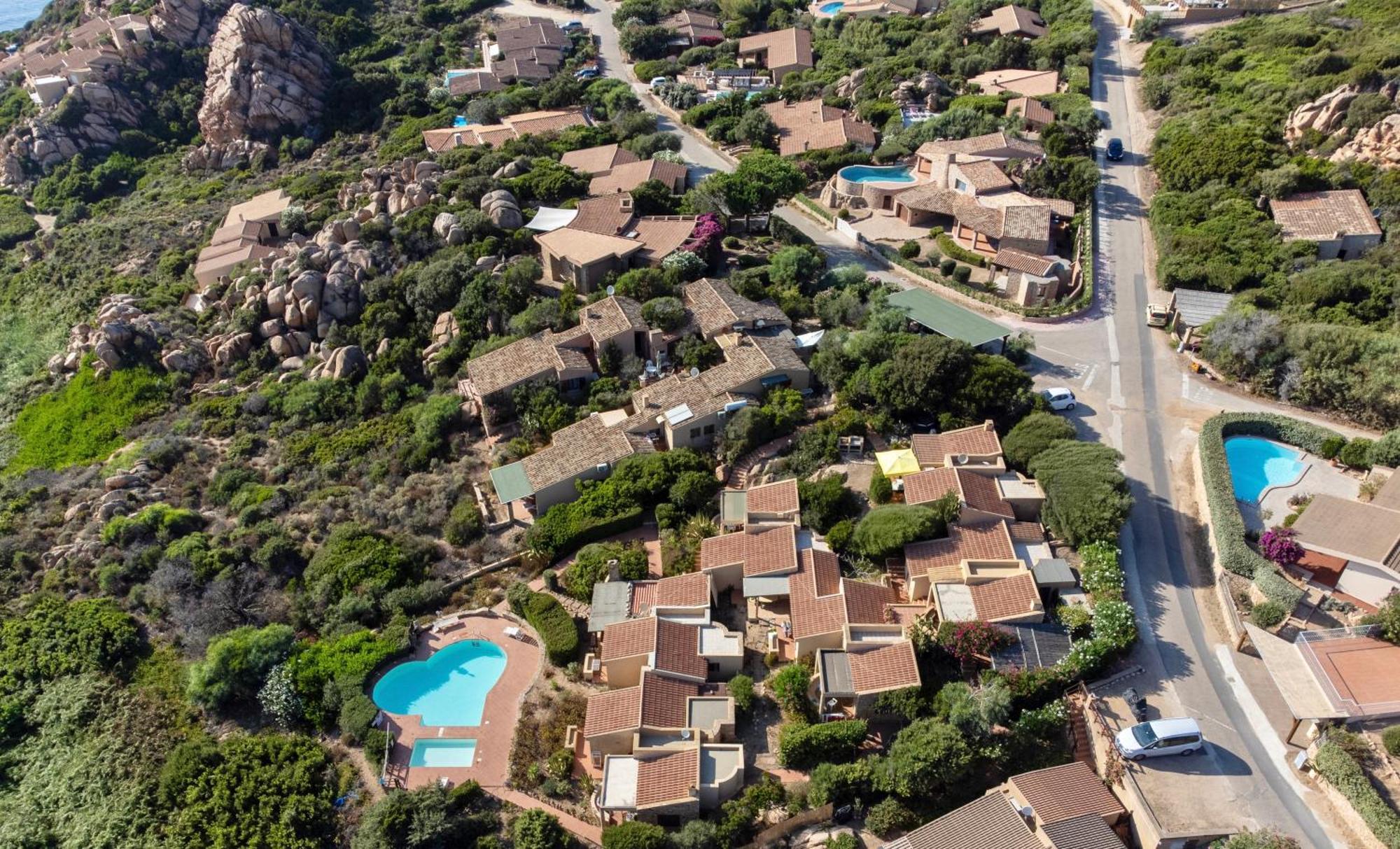 Residence With Swimming-Pool In Costa Paradiso, Apartments 6 Beds With Private Outdoor Area Exterior foto